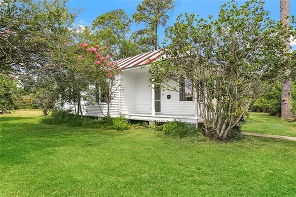 $1,795 | 821 West 26th Avenue, Covington, LA 70433