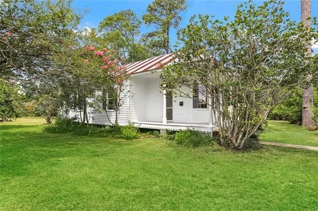 $1,795 | 821 West 26th Avenue, Covington, LA 70433