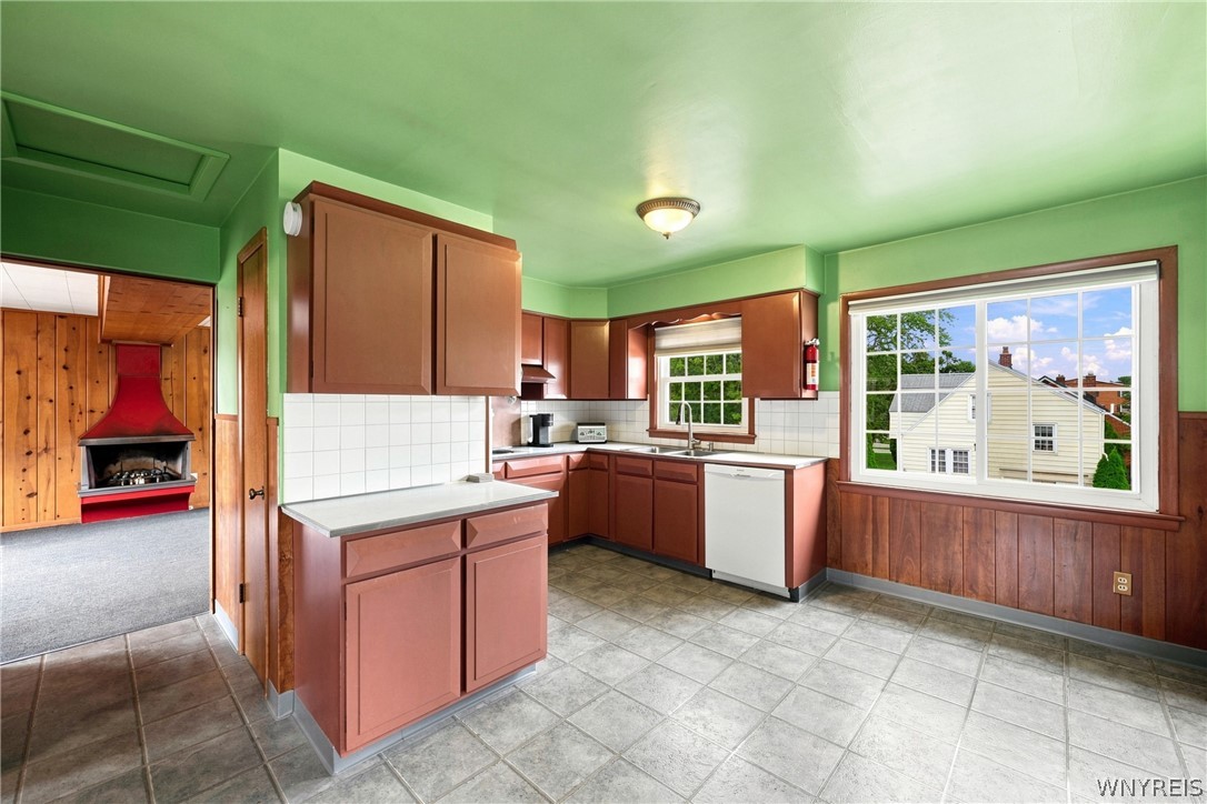 799 Center Road West Seneca, NY 14224 - Photo 8 of 19 Gallery Image 8