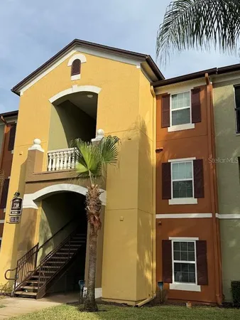 $263,900 | 738 Crest Pines Drive, Unit 718, Orlando, FL 32828