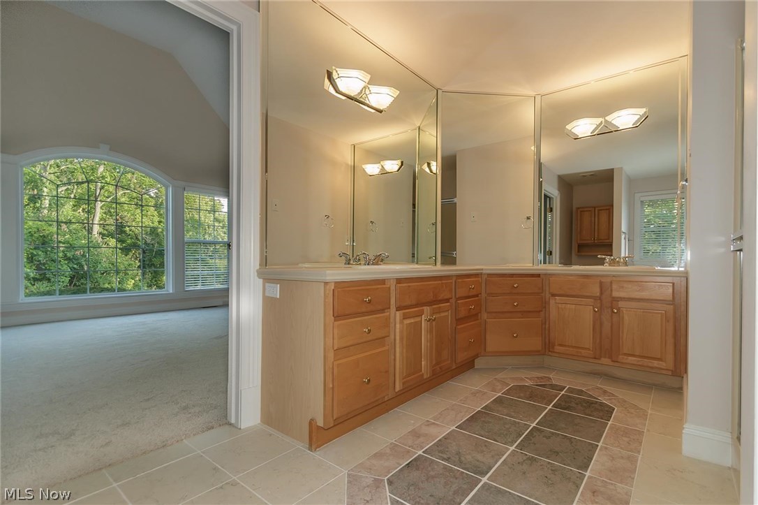 5050 River Road Madison, OH 44057 - Photo 15 of 33 Gallery Image 15