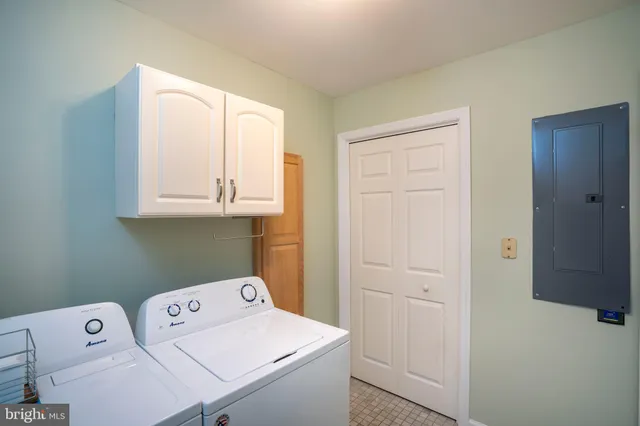 $299,900 | 354 Village Heights Drive, State College, PA 16801