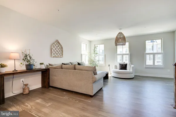 $599,900 | 6150 Aster View Lane, Frederick, MD 21703