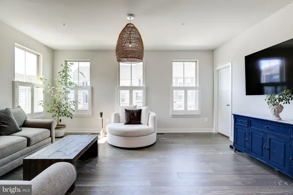 $599,900 | 6150 Aster View Lane, Frederick, MD 21703