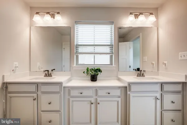 $599,900 | 6150 Aster View Lane, Frederick, MD 21703