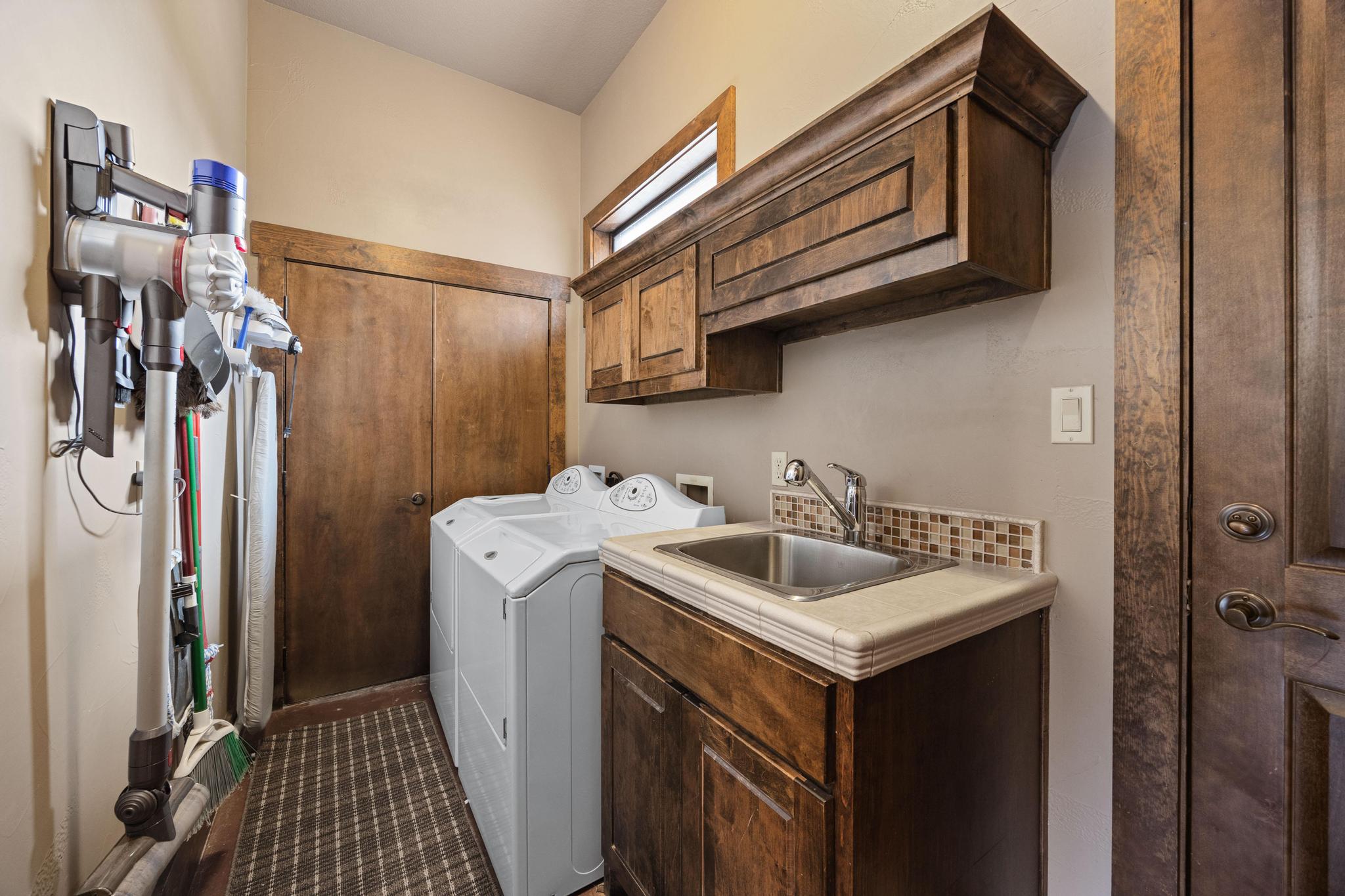 303 Yaupon Road Spicewood, TX 78669 - Photo 15 of 39