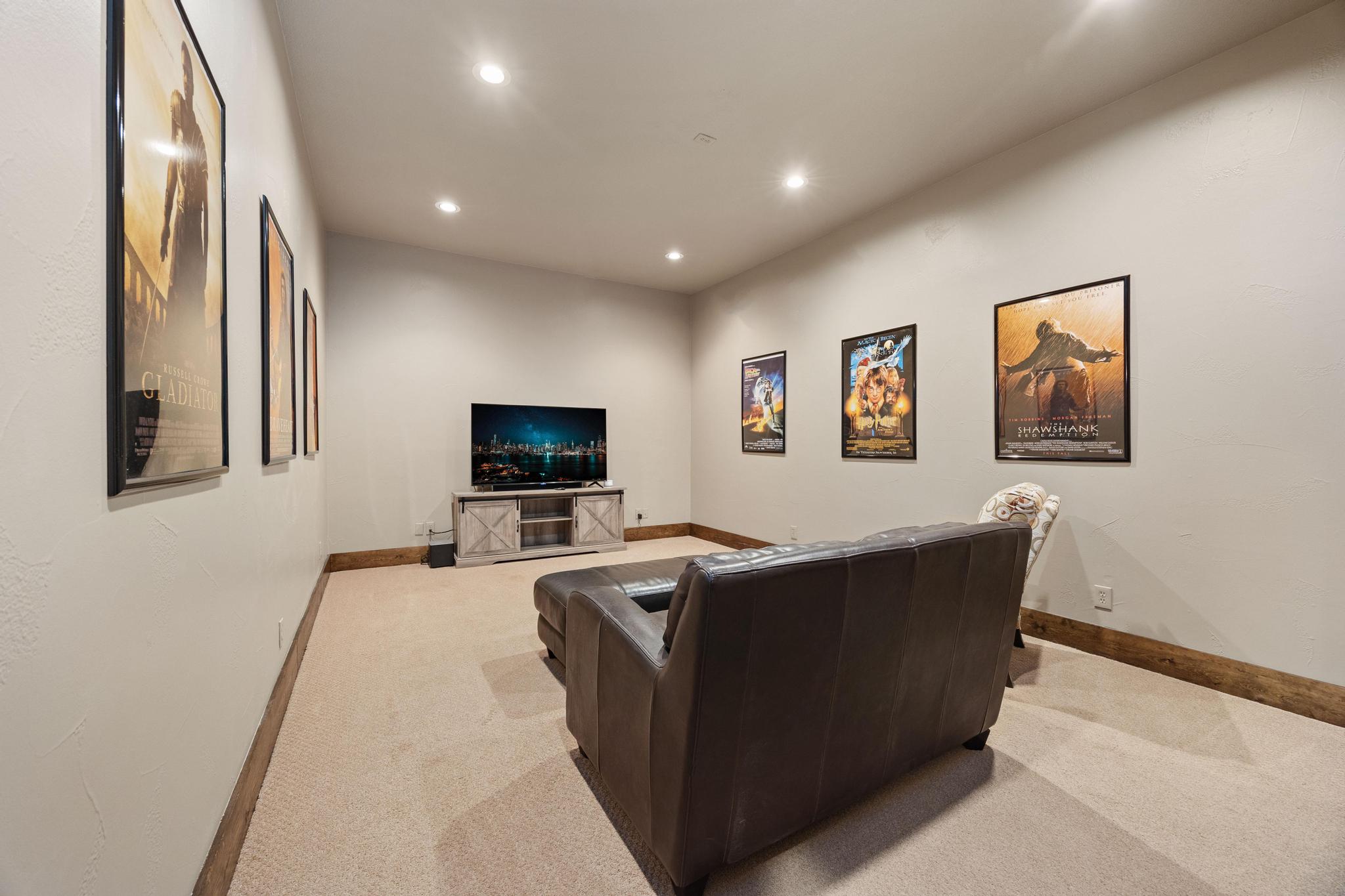 303 Yaupon Road Spicewood, TX 78669 - Photo 16 of 39