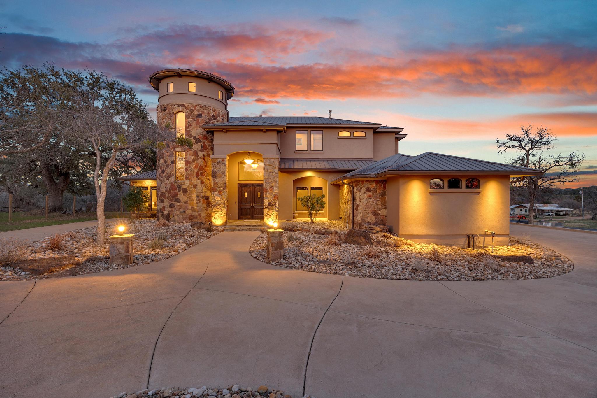 303 Yaupon Road Spicewood, TX 78669 - Photo 34 of 39