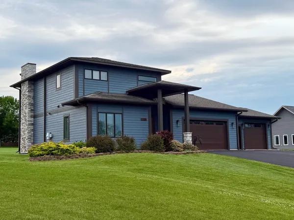 $625,000 | 2812 Fellman Drive, Ashland, WI 54806