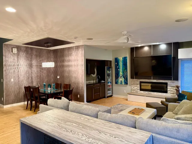 $625,000 | 2812 Fellman Drive, Ashland, WI 54806