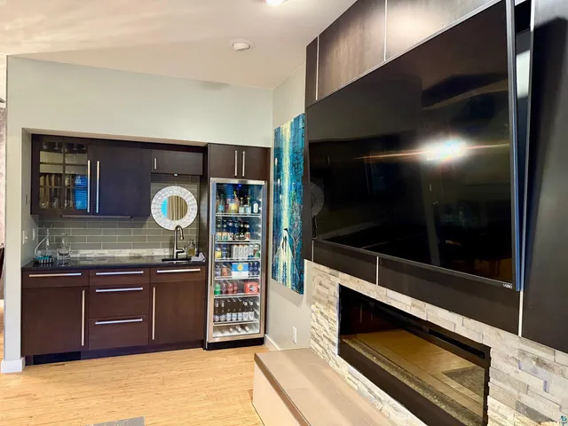 $625,000 | 2812 Fellman Drive, Ashland, WI 54806