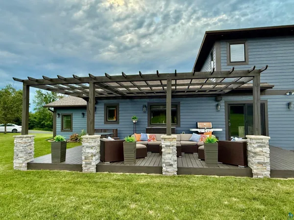 $625,000 | 2812 Fellman Drive, Ashland, WI 54806