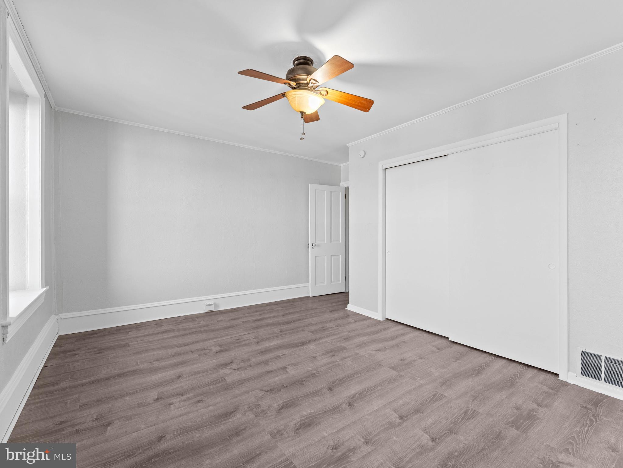 54 North Church Street Spring City, PA 19475 - Photo 14 of 24 2nd Floor - Front Room