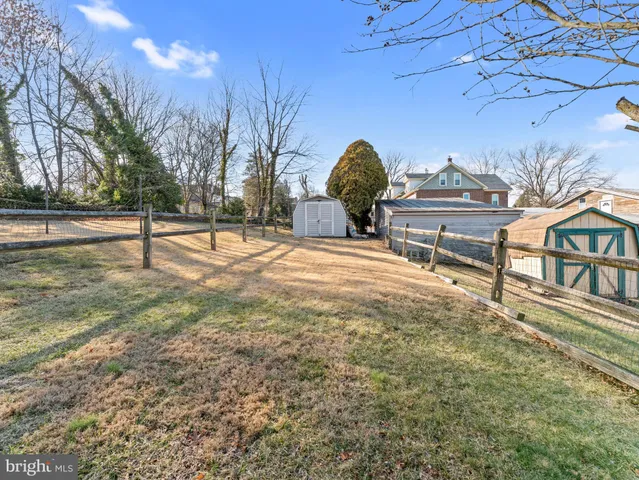 $325,000 | 54 North Church Street, Spring City, PA 19475