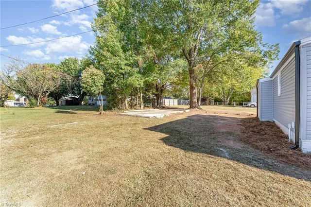 $185,000 | 100 West Martin Luther King Junior Boulevard, Lexington, NC 27292