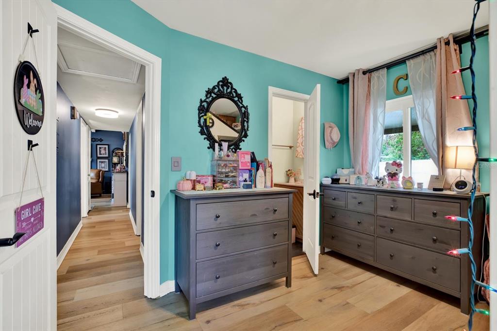 104 Glen Ridge Avenue Temple Terrace, FL 33617 - Photo 16 of 35