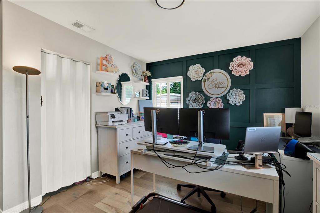 104 Glen Ridge Avenue Temple Terrace, FL 33617 - Photo 23 of 35