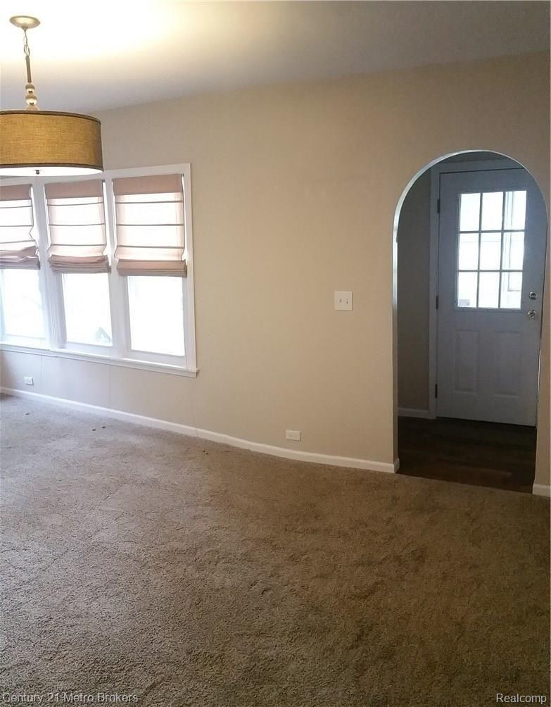 3538 Davison Road Lapeer, MI 48446 - Photo 3 of 28 20171028_115254.jpg