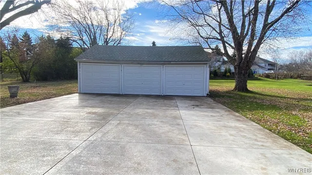 $324,900 | 3087 Cloverbank Road, Hamburg, NY 14075