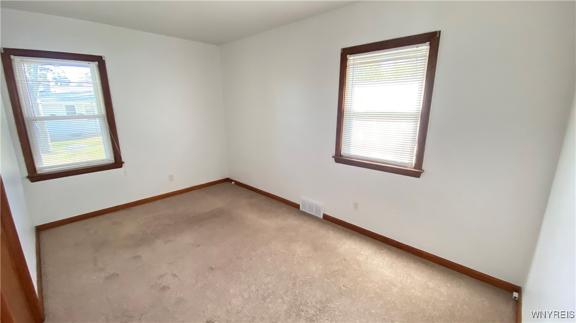 3087 Cloverbank Road Hamburg, NY 14075 - Photo 9 of 20 Bedroom