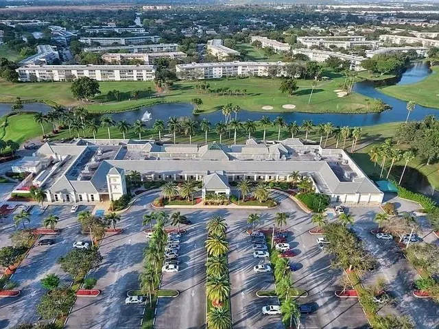 $2,250 | 3201 Portofino Point, Unit F1, Coconut Creek, FL 33066