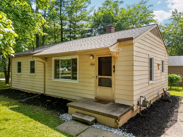 $355,000 | 284 Highlake Avenue, Ann Arbor, MI 48103