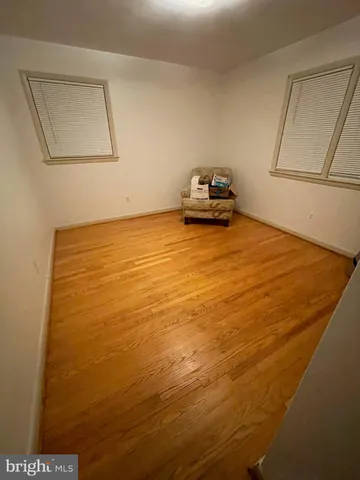 $2,800 | 5607 7th Street South, Arlington, VA 22204