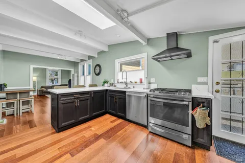 $949,000 | 215 Tunnel Avenue, Richmond, CA 94801