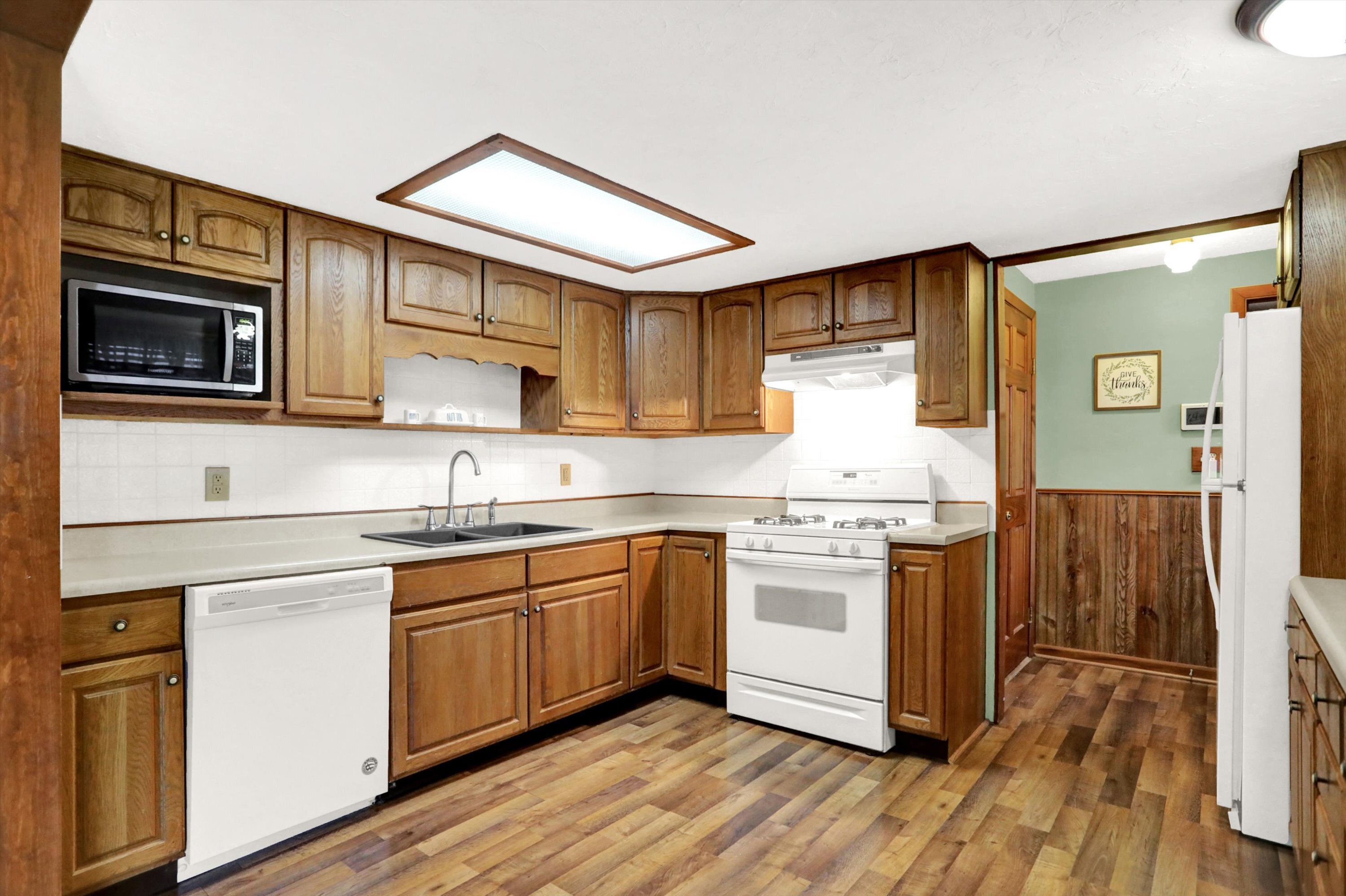 5730 Fairlee Road Anderson, IN 46013 - Photo 10 of 57 Gallery Image 10