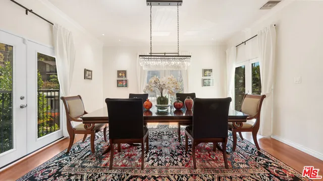 $1,698,000 | 2655 Saxon Drive, Los Angeles, CA 90065