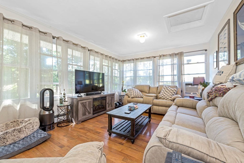 48 Englewood Road Gloucester, MA 01930 - Photo 14 of 36 Gallery Image 14
