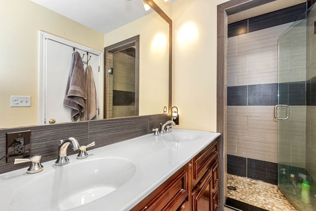 48 Englewood Road Gloucester, MA 01930 - Photo 26 of 36 Gallery Image 26