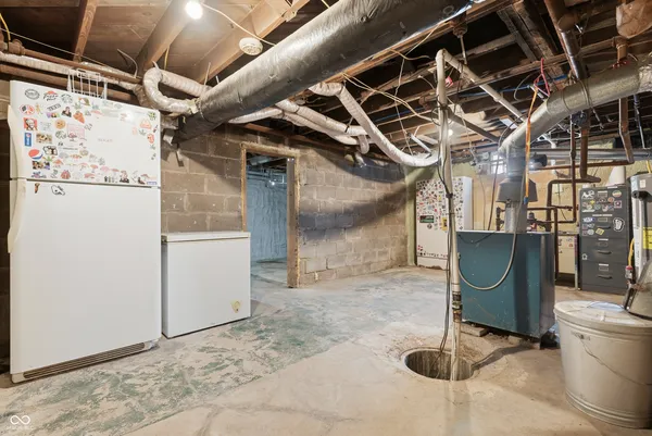 $399,900 | 7130 North Thomas Road, Wilkinson, IN 46186