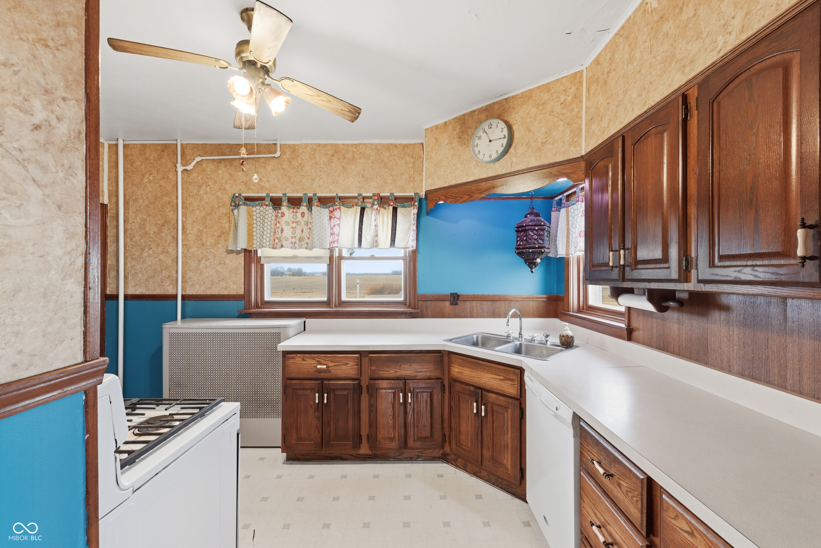 7130 North Thomas Road Wilkinson, IN 46186 - Photo 3 of 29