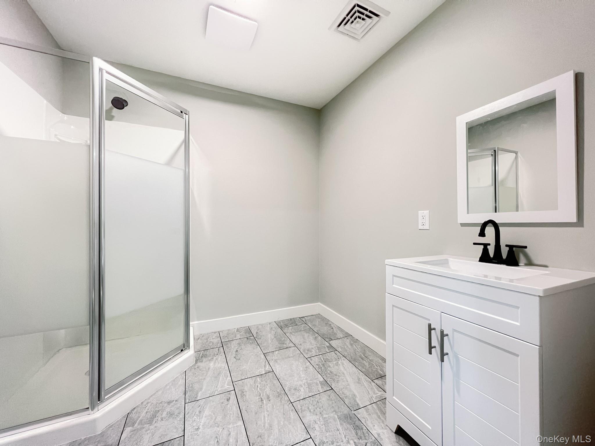 82 Hampton Road Marlboro, NY 12542 - Photo 23 of 34