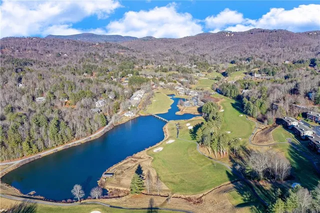 $2,200 | 3 Berkshire Lane, Unit D3, Sky Valley, GA 30537