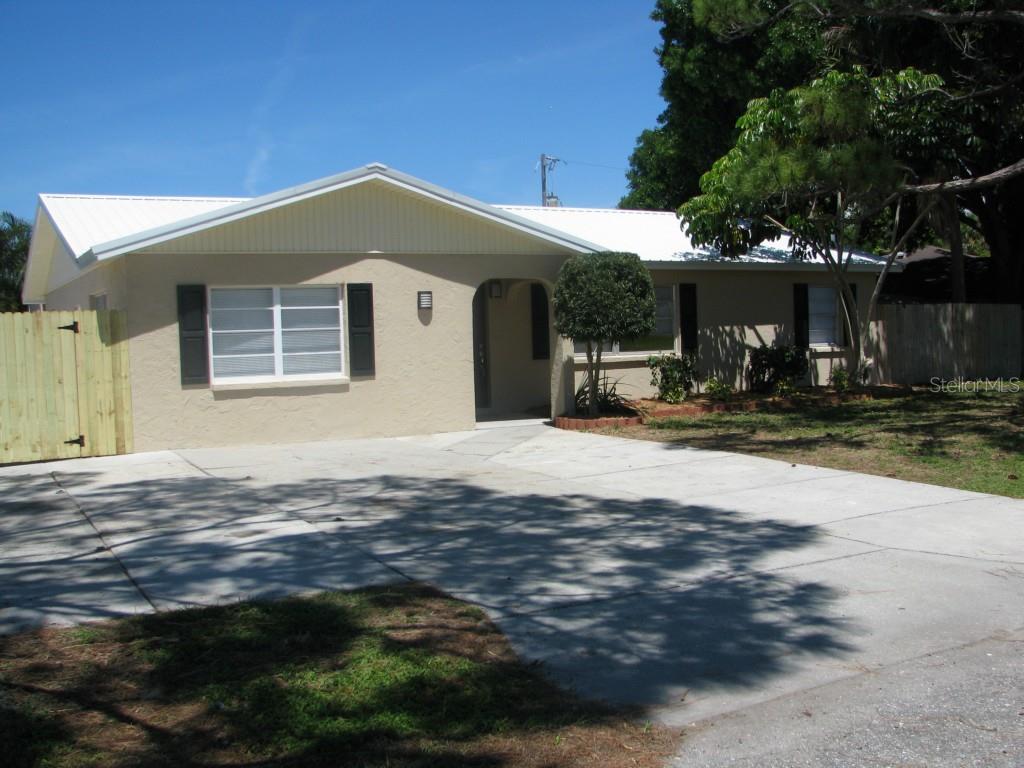 610 Carmel Road Venice, FL 34293 - Photo 1 of 1