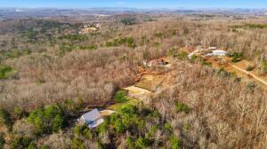 6835 Cooley Road Ooltewah, TN 37363 - Photo 22 of 95 20260124165405756279000000