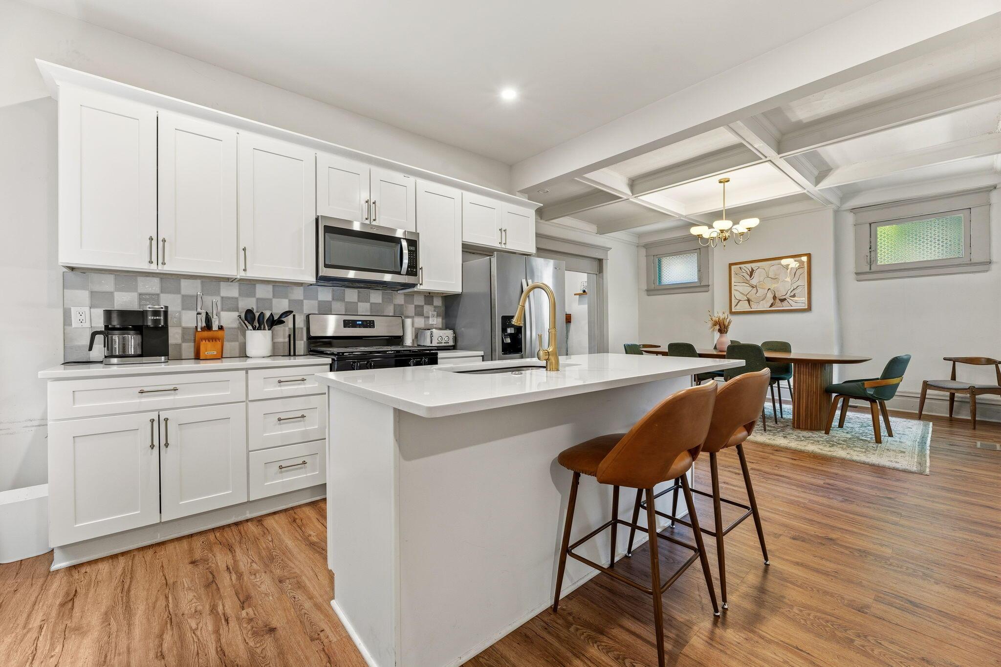 1698 Bryden Road Columbus, OH 43205 - Photo 11 of 43 Kitchen