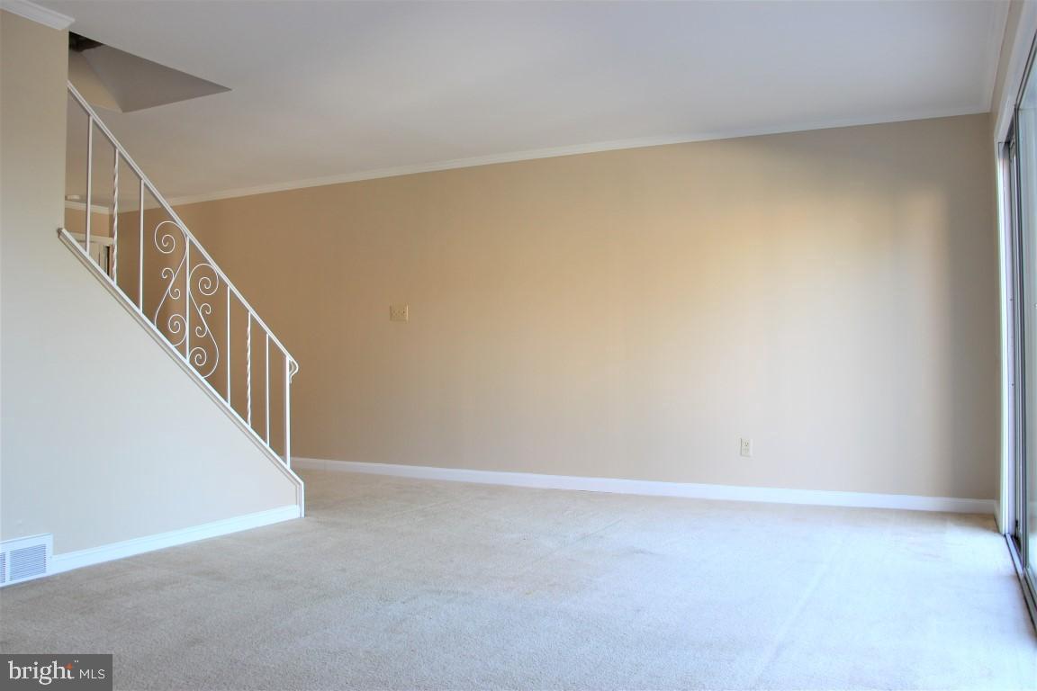 1000 Country Club Road, Unit D3 York, PA 17403 - Photo 15 of 30 Gallery Image 15