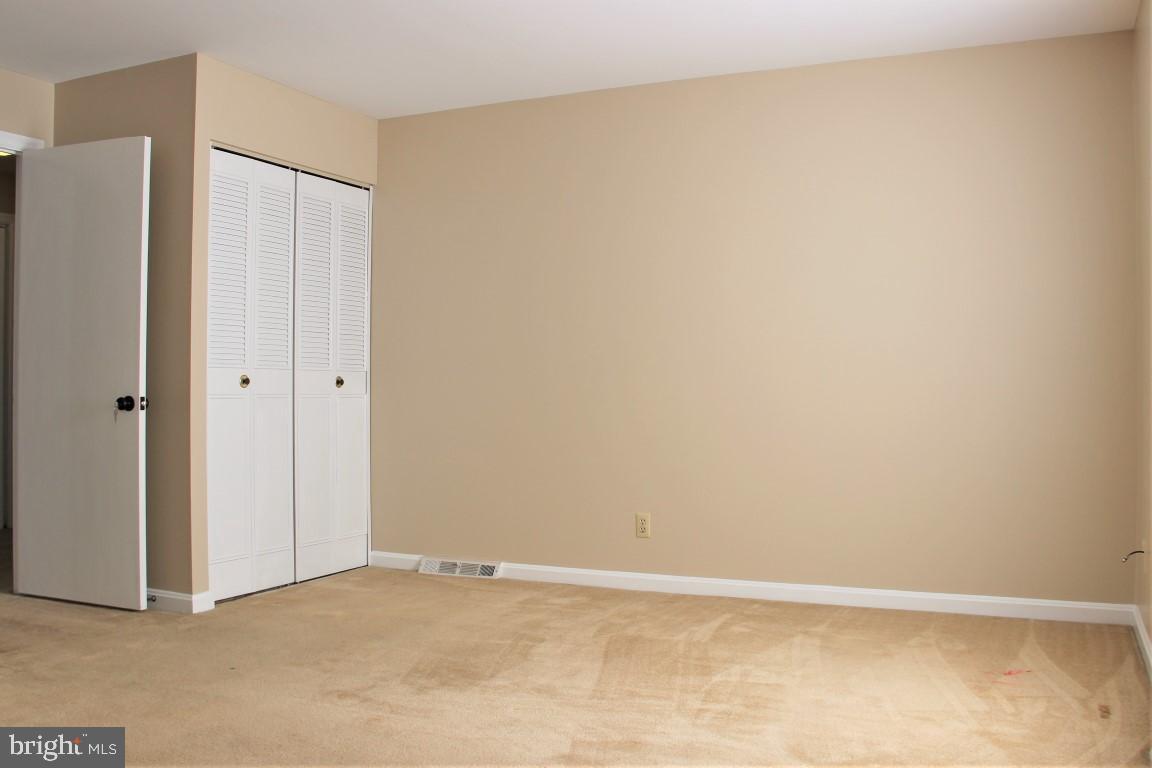 1000 Country Club Road, Unit D3 York, PA 17403 - Photo 21 of 30 Gallery Image 21