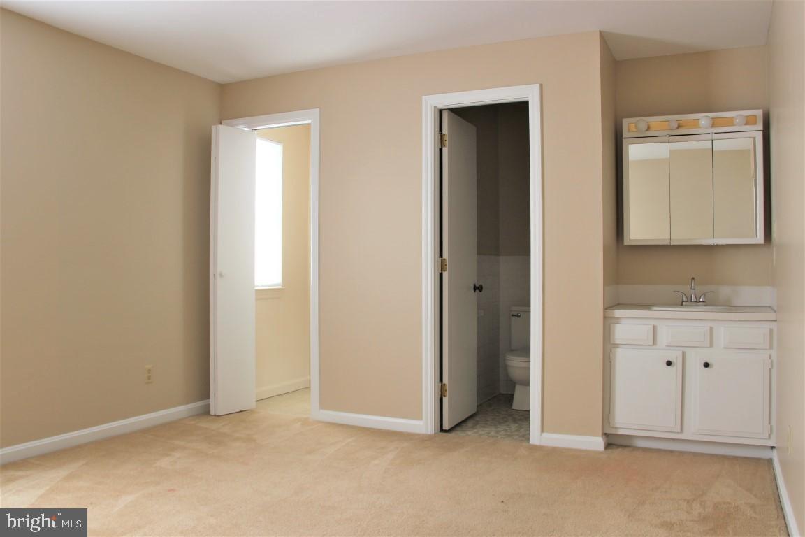 1000 Country Club Road, Unit D3 York, PA 17403 - Photo 23 of 30 Gallery Image 23