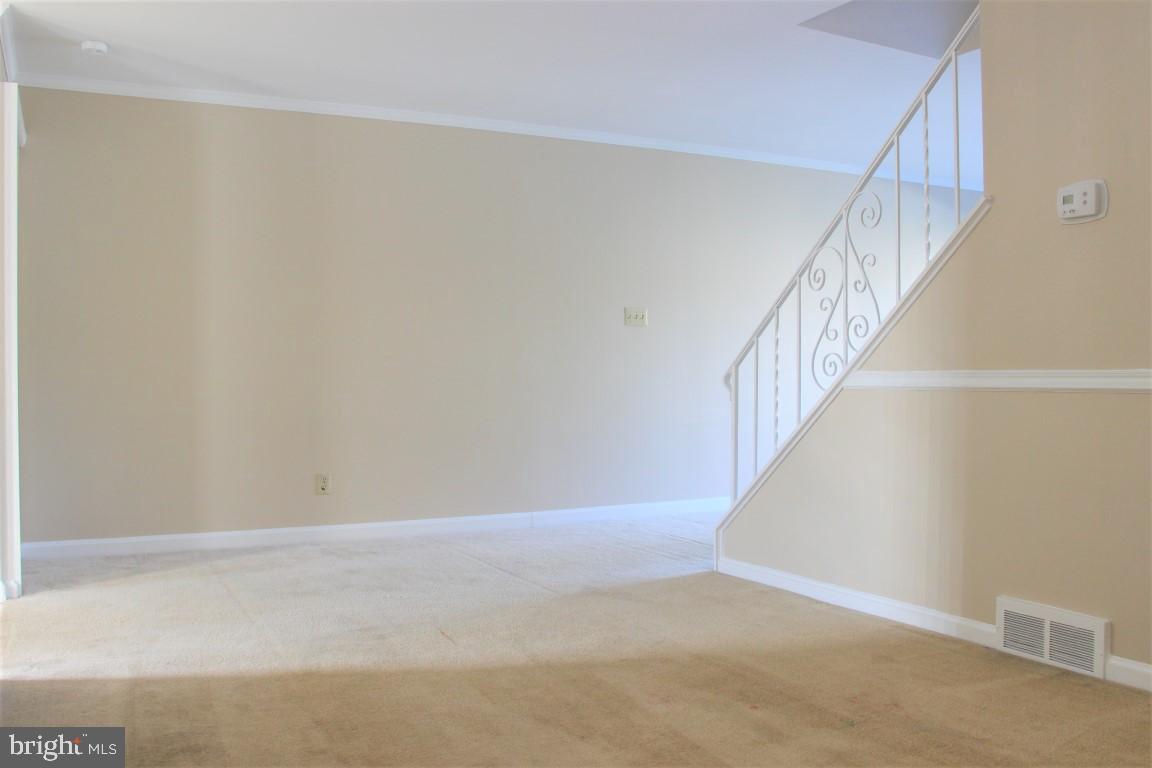 1000 Country Club Road, Unit D3 York, PA 17403 - Photo 9 of 30 Gallery Image 9