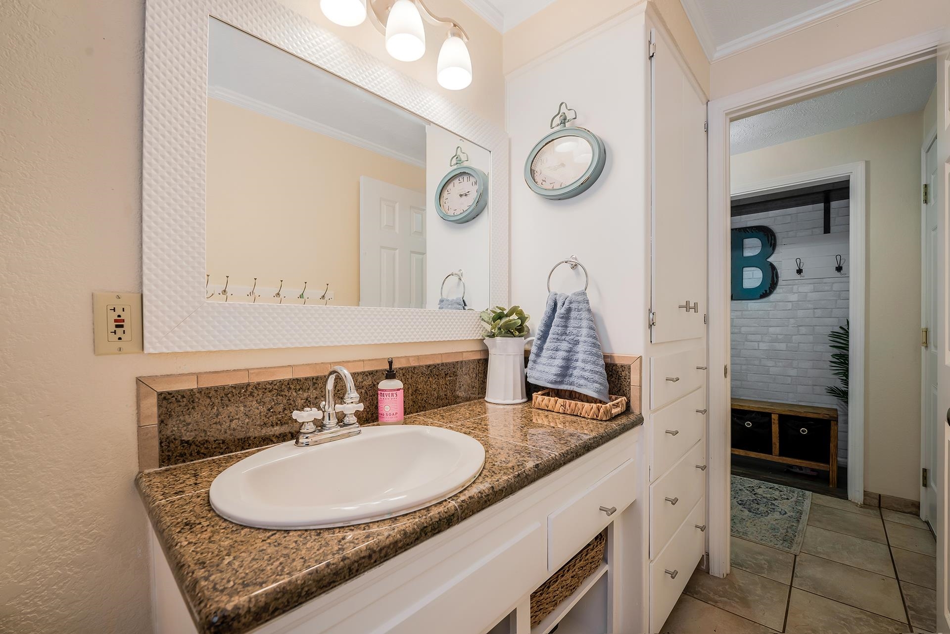 4105 South Madison Road Spokane Valley, WA 99206 - Photo 10 of 50