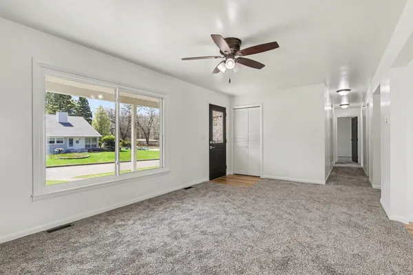 $260,000 | 107 East Oakland Place, Battle Creek, MI 49015