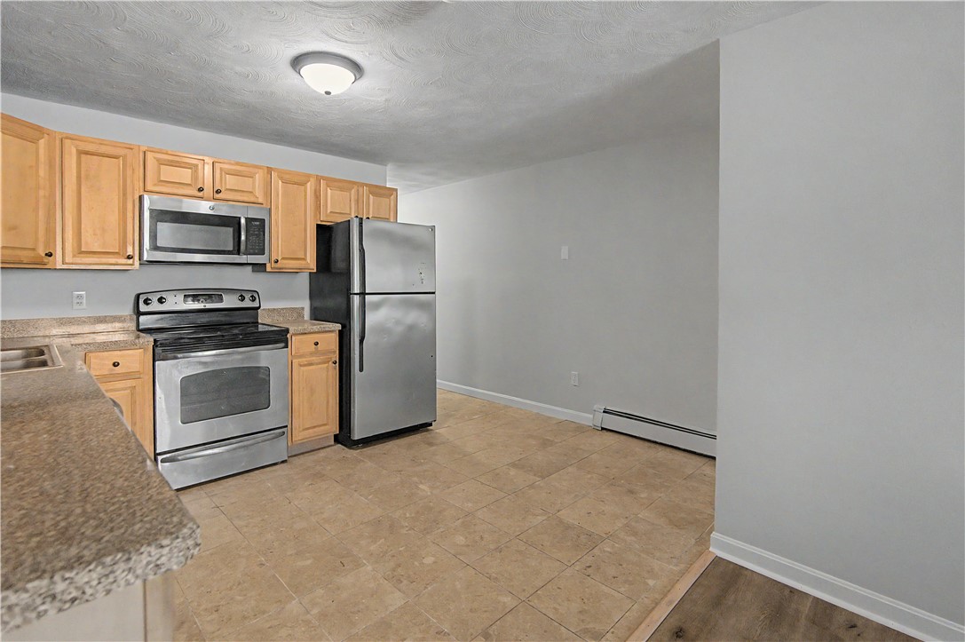 569 Smithfield Road, Unit 2 North Providence, RI 02904 - Photo 6 of 12