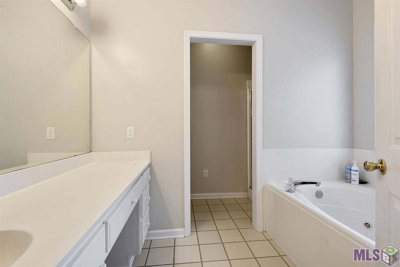 10774 Crossover Road Denham Springs, LA 70726 - Photo 7 of 11 Master Bath