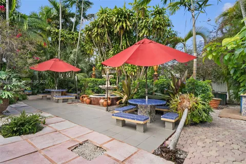 $750,000 | 4108 Southwest 62nd Avenue, South Miami, FL 33155