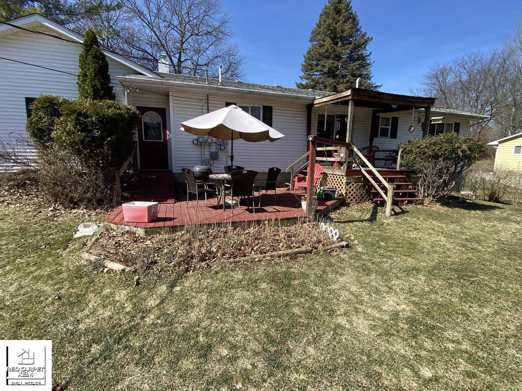 1614 Indian Road Lapeer, MI 48446 - Photo 9 of 14 50169090-073a1e83-bbff-4a68-97f5-6c6fb426b24f.JPG