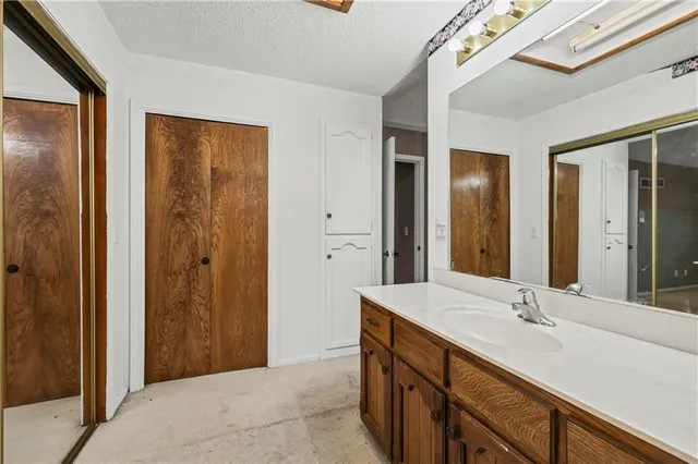 $315,000 | 805 Northeast 2nd Street, Blue Springs, MO 64014